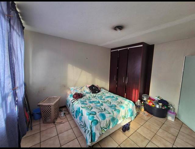 2 BEDROOM APARTMENT FOR SALE IN SUNNYSIDE